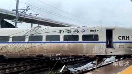 动车D2809动车D2809，穿梭时空的旅行者-第2张图片