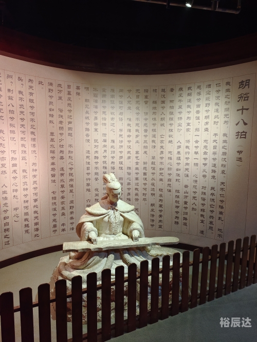 亳州长途汽车站亳州长途汽车站，交通枢纽与城市门户-第1张图片