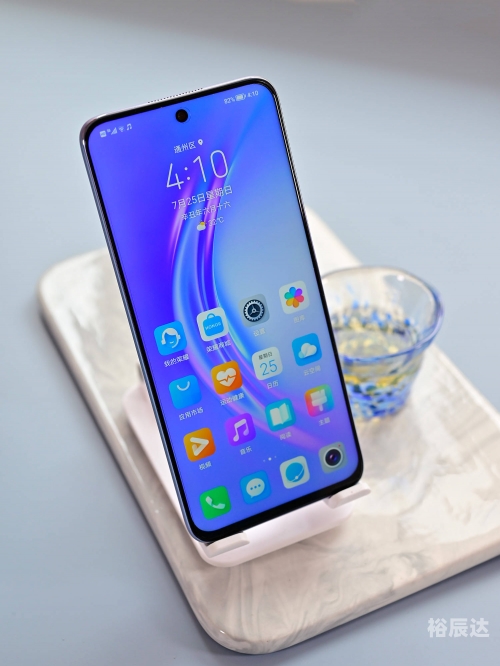 探索899SE，智能手机的新篇章