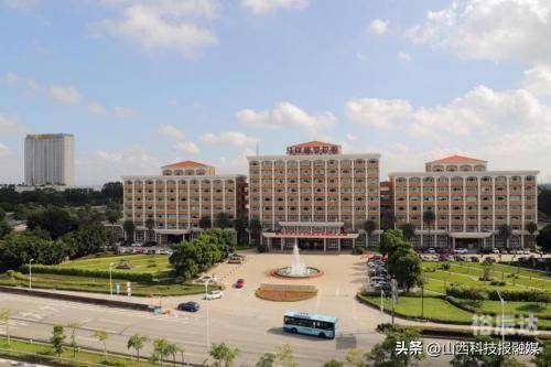 天诚集团，引领行业新篇章-第2张图片