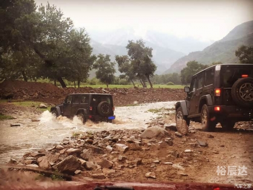 黑人与JEEP，跨越种族界限的传奇之旅