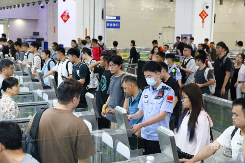 2022澳门正版精准资料，全面解析与深度解读-第3张图片