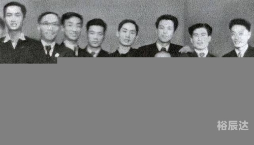 高岗李连杰长得像高岗与李连杰的关系揭秘