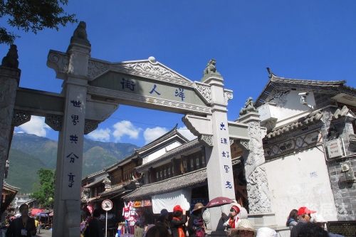 一千多块钱去哪里旅游1000块钱旅游攻略