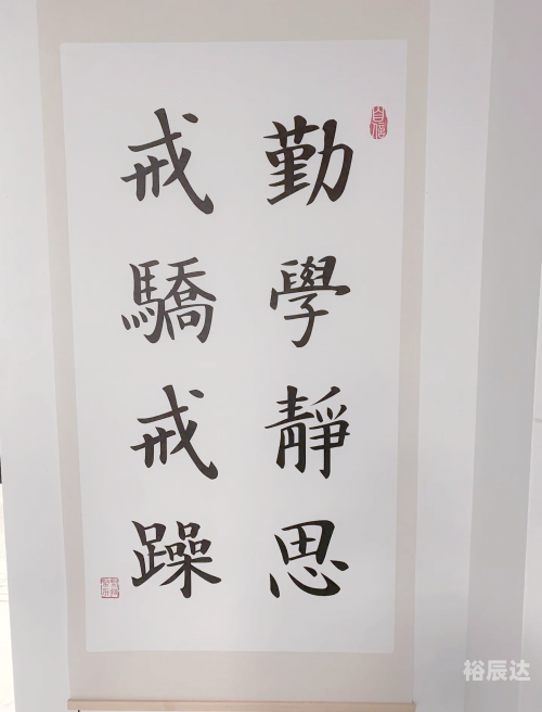 江苏高考分数线2019江苏高考分数线2019，分析与展望-第1张图片
