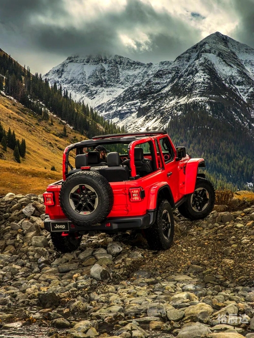 黑人巨大jeep日本人中国体内射精黑人与JEEP，跨越种族界限的传奇之旅-第3张图片