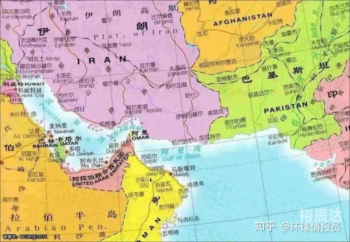 迪拜位于阿拉伯半岛的东部，是世界上最大的城市之一，也是全球著名的旅游胜地。迪拜是一个多元化的城市，拥有丰富的历史文化遗产和现代化的城市设施。-第2张图片