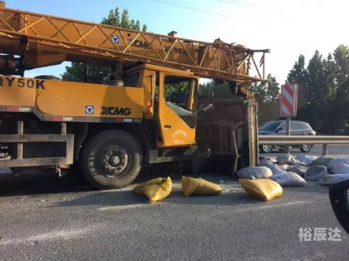 达州南外交通事故，悲痛与教训-第2张图片