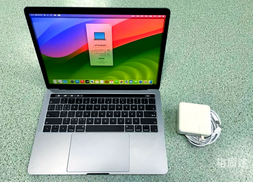 苹果MACBOOKPRO13苹果MACBOOKPRO13，高效与便携的完美结合-第2张图片