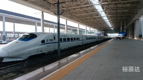 动车d2809经过哪些站动车D2809，穿梭时空的魅力之旅-第1张图片