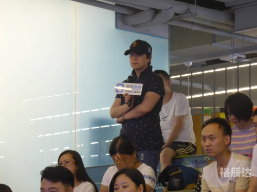 天天精品论坛在线观看天天精品论坛，探索网络交流的新天地-第2张图片
