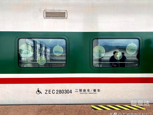 动车D2809动车D2809，穿梭时空的旅行-第1张图片