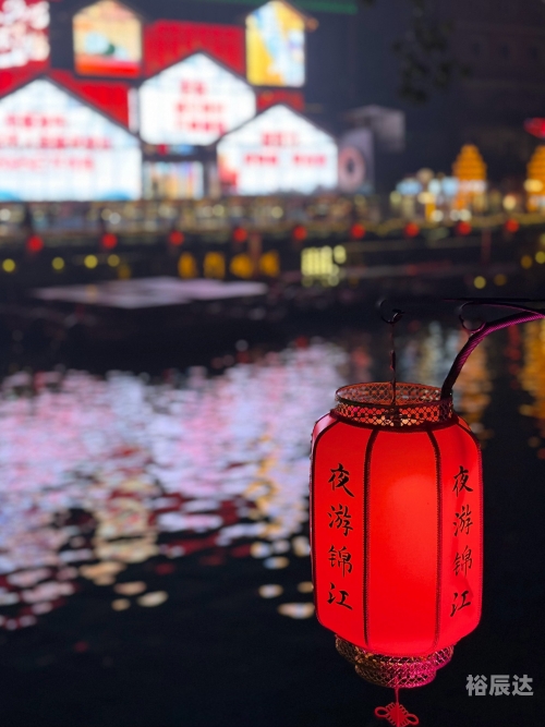 成都关闭所有户外广告照明成都关闭所有户外广告照明，城市新篇章-第1张图片