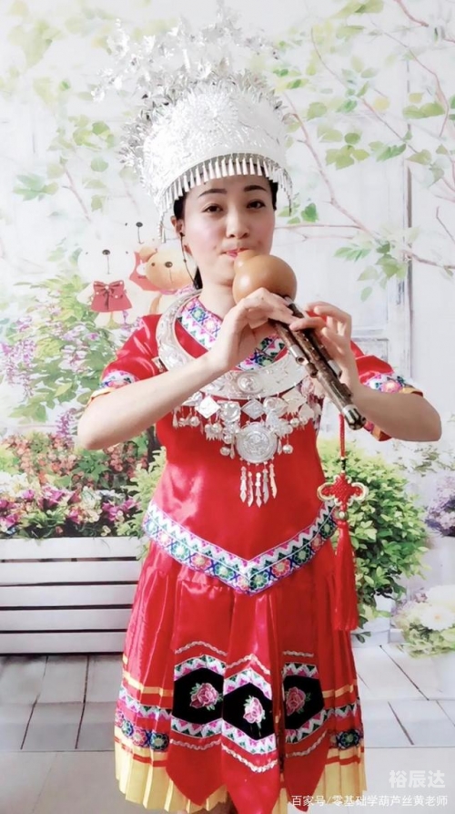 中国原创音乐基地伴奏下载葫芦丝映山红中国原创音乐基地伴奏，音乐创作的灵魂之源