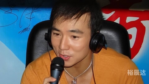 刘畊宏经历刘畊宏直播收入10天暴涨近10倍，直播新纪元下的财富奇迹