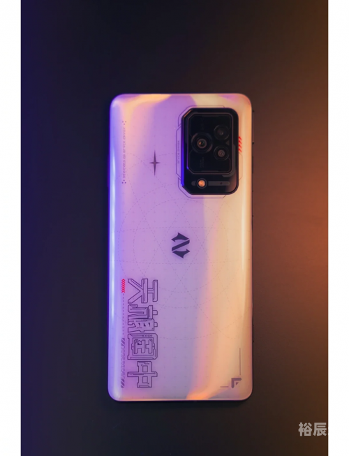 黑鲨5黑鲨5，科技与性能的完美结合
