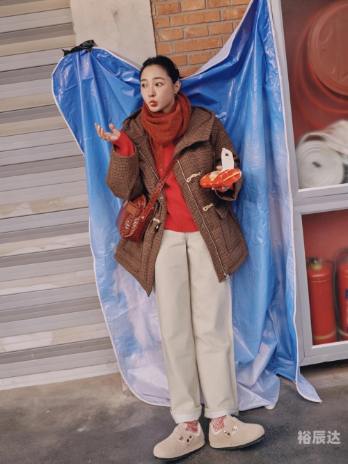 白姐彩色统一图库免费介绍