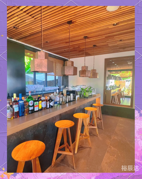 海上花园酒店海上花园酒店，海上的明珠与奢华体验-第1张图片