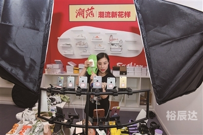 福彩开奖直播现场直播新浪网福彩开奖直播新浪现场直播揭秘-第1张图片