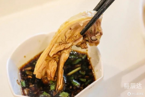 吃鸡蔡老板蔡老板与吃鸡背后的美食传奇-第2张图片
