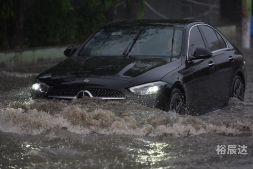上海特大暴雨，暴雨肆虐下的城市挑战