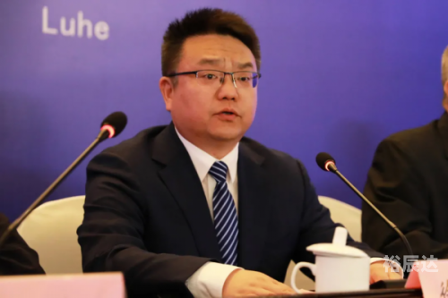 六合论坛六合论坛，探索网络交流的新天地-第1张图片
