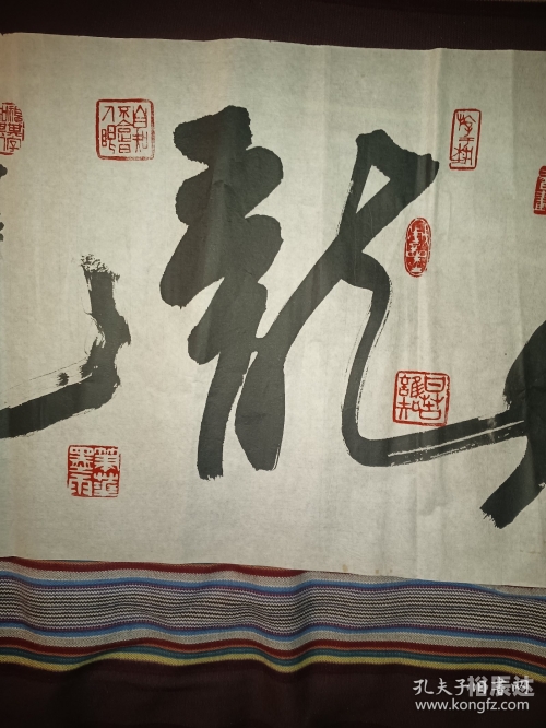 龙虎彩票玩法说明介绍龙虎赢钱的吉彩家娱乐，沉浸其中，体验无限