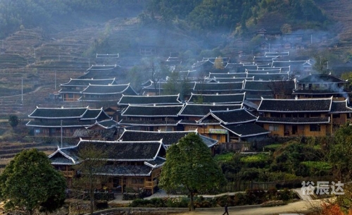 黄桑坪龙家湾黄桑坪，自然与人文的和谐画卷