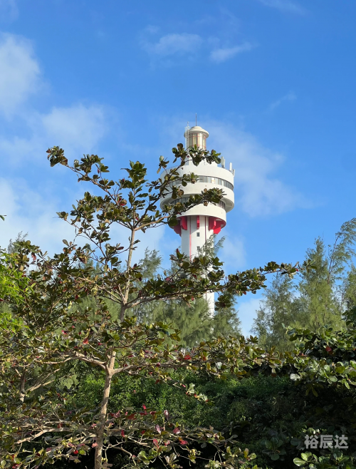 海南自驾游一圈多长时间海南自驾游，3小时挪了300米，畅游海岛风光-第1张图片