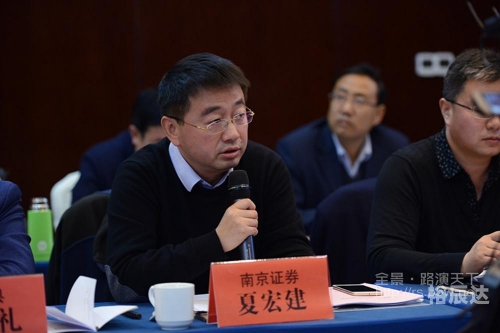 一网天下一网天下，网络时代的全景解读-第2张图片