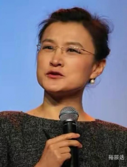 中央电视台董倩，新闻人的典范-第2张图片