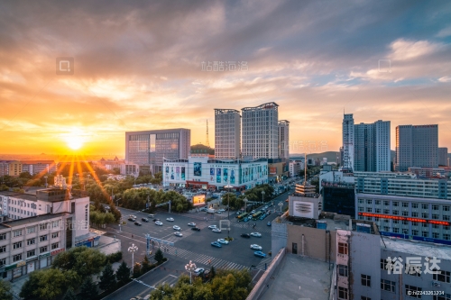 七台河汽车站七台河汽车站，交通枢纽与城市门户