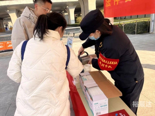 巢湖出租车服务，便捷出行的新选择-第1张图片