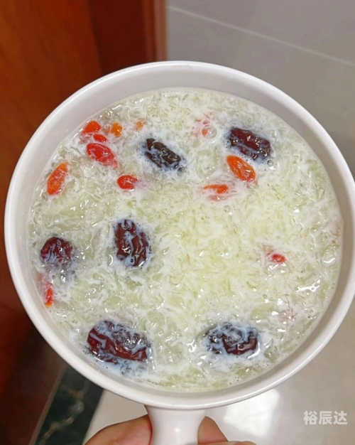 金丝燕窝，天然珍品的美妙之旅