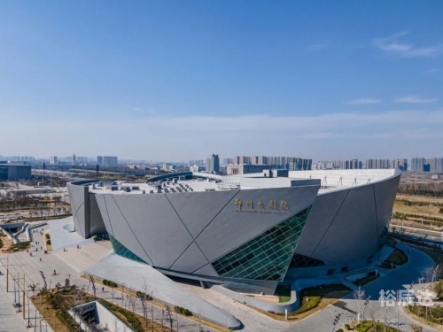 团800郑州团800郑州，城市发展新篇章