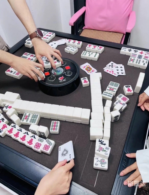 宝都棋牌宝都棋牌，棋牌游戏的魅力与体验-第1张图片