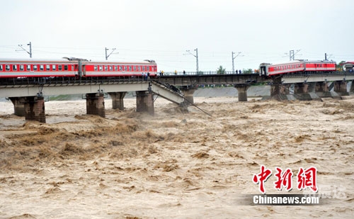 165次列车死了多少人165次列车死亡人数揭秘-第1张图片