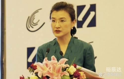 中央电视台董倩中央电视台董倩，新闻人的典范